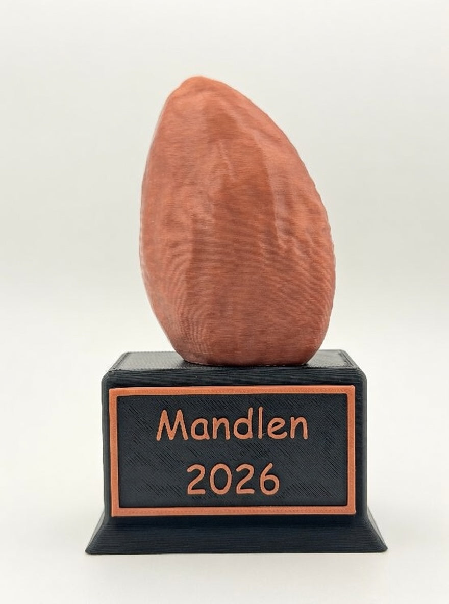 Mandelgave pokal