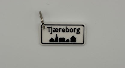 Personalized keychain with city name